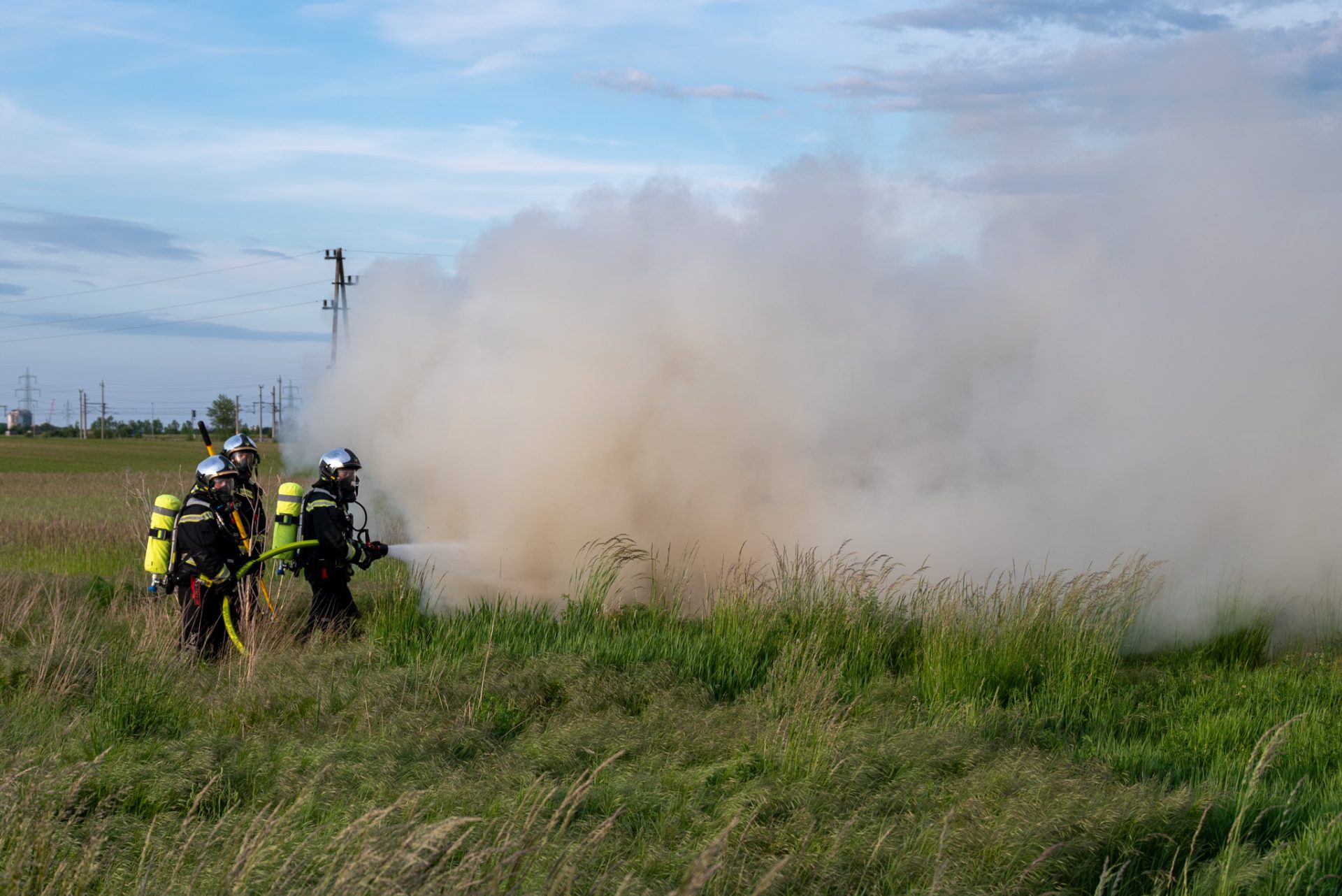 2026-18-05_1912_B2_Brand_im_Freien-8_Web