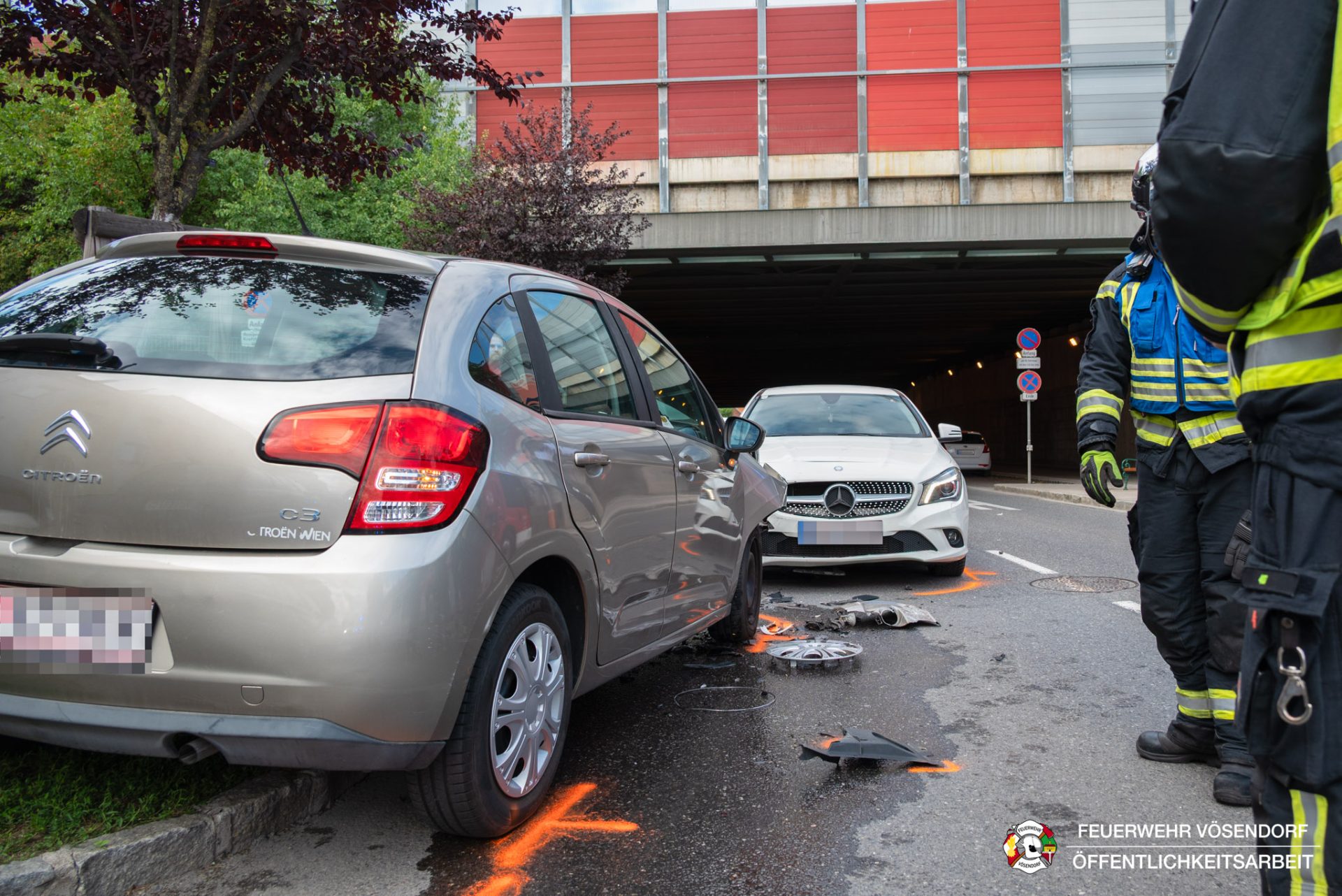 2026-09-22_1006_T1_Verkehrsunfall-Verletzungen-4-Bearbeitet_Web_WZ