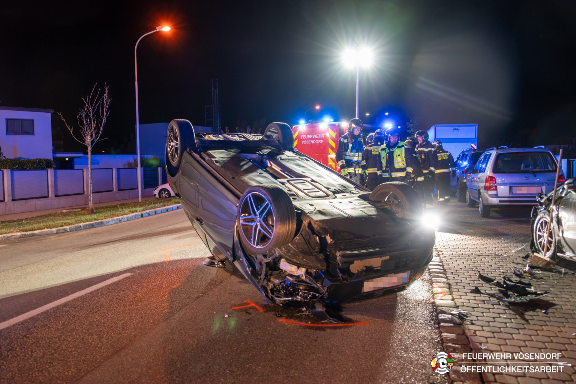 2026-10-25_0317_T2_Verkehrsunfall-Menschenrettung-3-Bearbeitet_Web_WZ